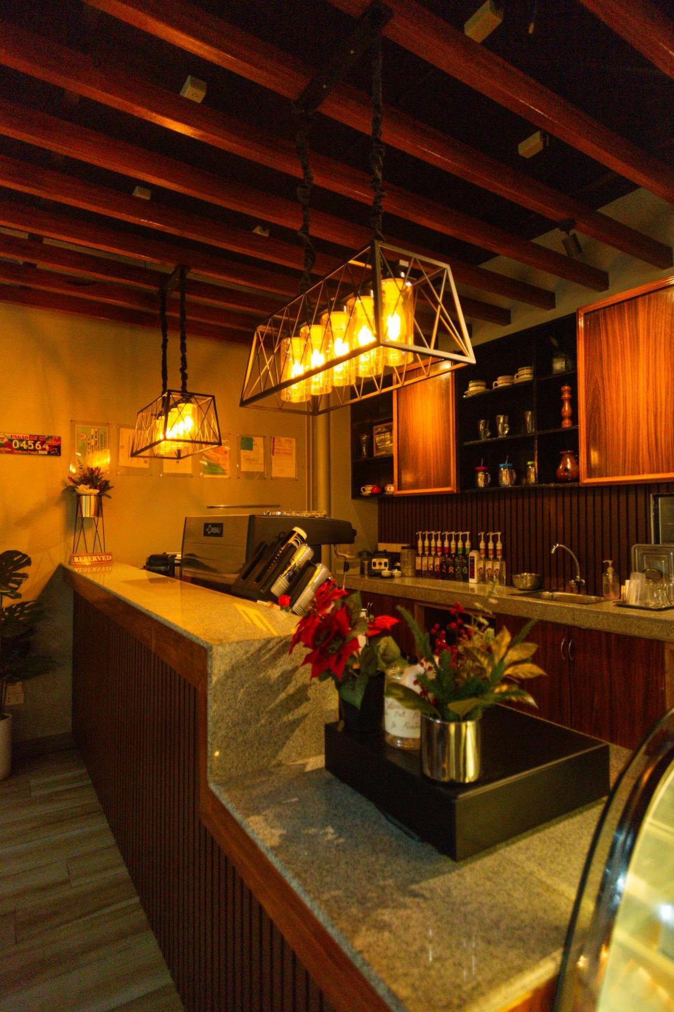 Raim Hotel Pagadian Екстериор снимка
